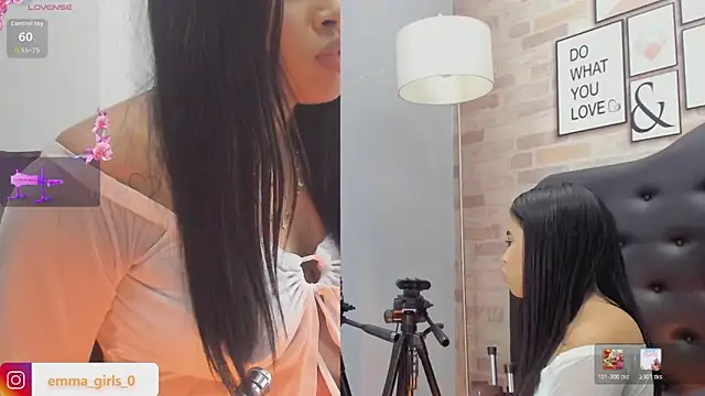 emmagirl0 online show from February 24, 1:53 pm