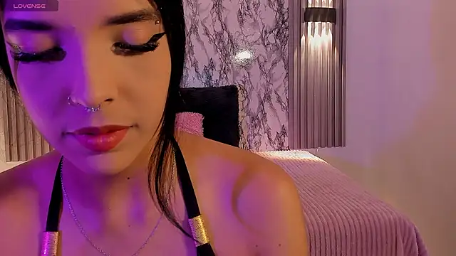 Snapshot of ChloeeMasonn chatting on February 18, 11:06 am ChloeeMasonn online show from February 18, 11:06 am