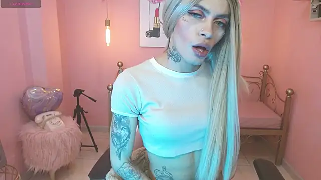 Snapshot of Dhalton_x chatting on February 12, 3:01 am Dhalton x online show from February 12, 3:01 am