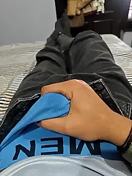 Snapshot of HORNY_DirtyMind chatting on February 6, 7:45 am HORNY DirtyMind online show from February 6, 7:45 am