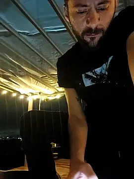 Snapshot of Erickpritz_xh chatting on February 3, 2:53 am Erickpritz xh online show from February 3, 2:53 am