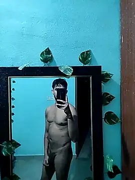 Snapshot of Ujwal-98 chatting on February 14, 6:59 pm Ujwal-98 online show from February 14, 6:59 pm