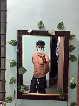 Snapshot of Ujwal-98 chatting on April 2, 6:05 pm Ujwal-98 online show from April 2, 6:05 pm