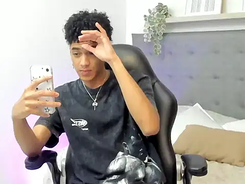 Snapshot of wes_gibbings chatting on February 17, 2:46 pm wes gibbings online show from February 17, 2:46 pm