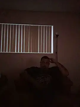 Snapshot of Daddy619M chatting on February 28, 2:51 pm Daddy619M online show from February 28, 2:51 pm