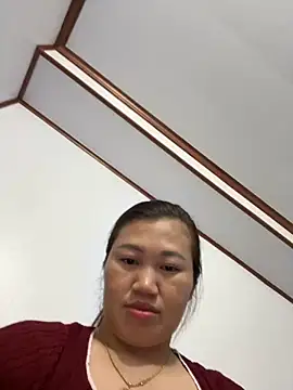 Puka2001 online show from February 18, 6:42 am