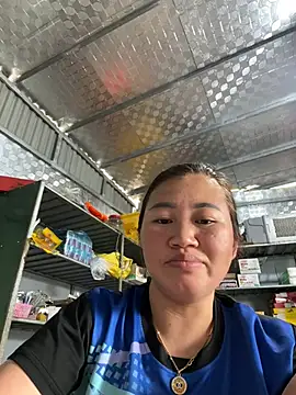 Puka2001 online show from March 2, 4:47 am