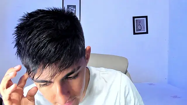 babyted272 online show from March 18, 11:13 am