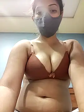 Snapshot of sonalidey5565 chatting on February 4, 2:56 pm sonalidey5565 online show from February 4, 2:56 pm