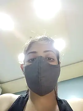 Snapshot of sonalidey5565 chatting on February 24, 7:56 pm sonalidey5565 online show from February 24, 7:56 pm