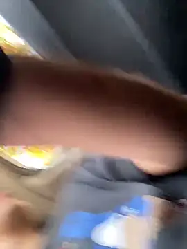 Snapshot of vanilla_Kush chatting on February 12, 5:30 pm vanilla Kush online show from February 12, 5:30 pm