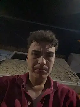 Snapshot of vanilla_Kush chatting on February 15, 8:24 am vanilla Kush online show from February 15, 8:24 am