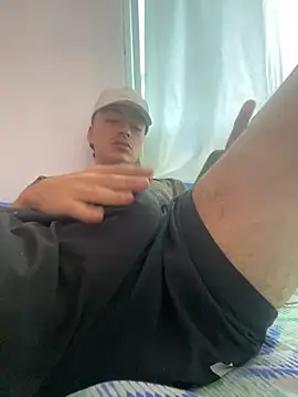 Snapshot of vanilla_Kush chatting on February 18, 2:35 pm vanilla Kush online show from February 18, 2:35 pm