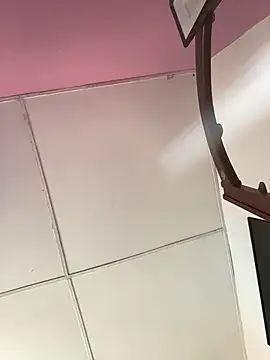 Snapshot of vanilla_Kush chatting on February 27, 4:29 pm vanilla Kush online show from February 27, 4:29 pm