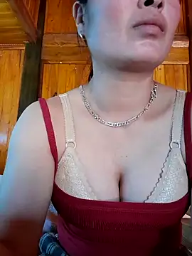 Snapshot of Nth3ba chatting on February 6, 6:18 am Nth3ba online show from February 6, 6:18 am