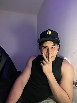 Maximuz1920 online show from March 10, 5:34 am