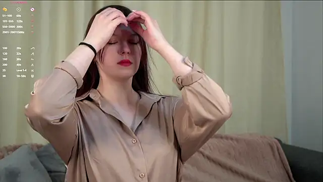 Snapshot of SelmaCarolfi chatting on March 1, 1:07 am SelmaCarolfi online show from March 1, 1:07 am