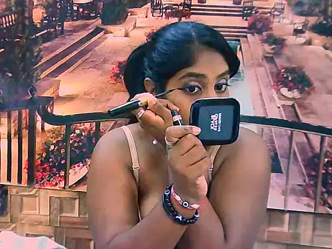 Snapshot of IndianDiva27 chatting on February 28, 5:52 am IndianDiva27 online show from February 28, 5:52 am