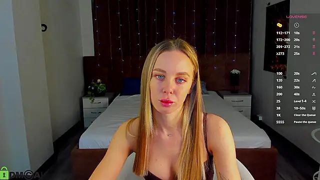 Tesssa Young online show from March 30, 12:55 am