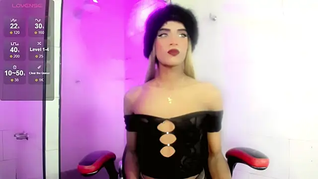 Samantha Ortega  online show from March 10, 11:15 am