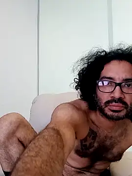 Batou1683 online show from April 18, 1:26 pm