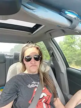 Sunflower0025 online show from April 21, 4:45 pm