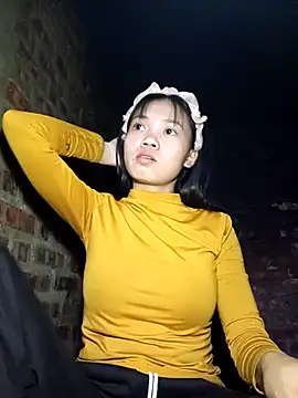 derylove  online show from March 25, 11:38 am