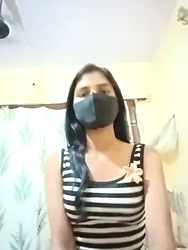 Snapshot of Mahira-- chatting on March 12, 8:20 am Mahira-- online show from March 12, 8:20 am