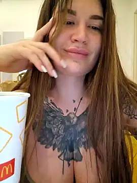 Snapshot of TattooGirlAlia chatting on February 8, 11:55 pm TattooGirlAlia online show from February 8, 11:55 pm