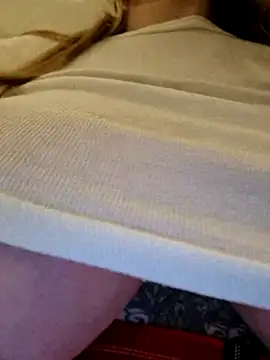 Snapshot of TattooGirlAlia chatting on February 14, 4:31 pm TattooGirlAlia online show from February 14, 4:31 pm