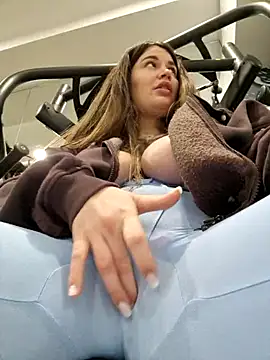 Snapshot of TattooGirlAlia chatting on February 20, 9:20 pm TattooGirlAlia online show from February 20, 9:20 pm