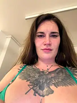 Snapshot of TattooGirlAlia chatting on November 14, 11:24 pm TattooGirlAlia online show from November 14, 11:24 pm