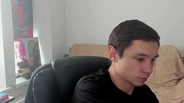 Snapshot of Alexmansuper chatting on February 9, 9:46 am Alexmansuper online show from February 9, 9:46 am