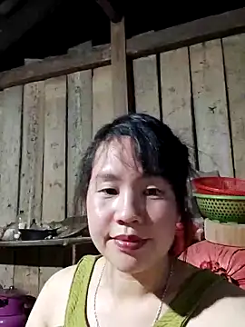 Lymimi online show from March 31, 1:11 pm