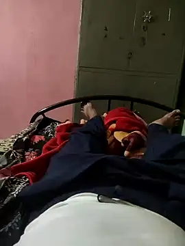 Snapshot of jesse_pinkman99 chatting on February 9, 7:18 pm jesse pinkman99 online show from February 9, 7:18 pm