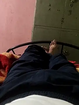 Snapshot of jesse_pinkman99 chatting on February 16, 6:15 pm jesse pinkman99 online show from February 16, 6:15 pm