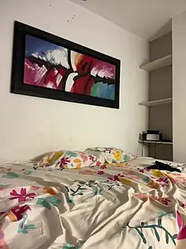 Snapshot of Kira_Spiicy chatting on February 22, 2:04 pm Kira Spiicy online show from February 22, 2:04 pm