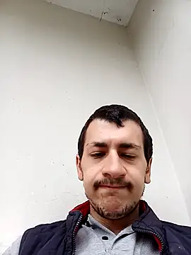 Snapshot of Etlipro-53 chatting on February 17, 1:07 pm Etlipro-53 online show from February 17, 1:07 pm