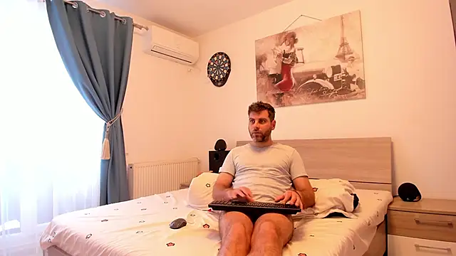 Snapshot of rickysun chatting on March 4, 6:08 am rickysun online show from March 4, 6:08 am