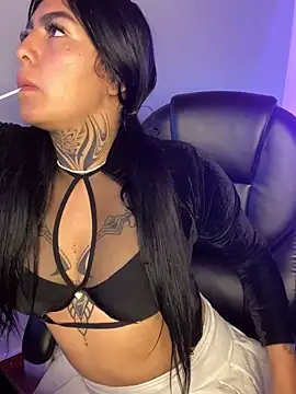 Snapshot of Angelica_pink18 chatting on February 14, 1:24 am Angelica pink18 online show from February 14, 1:24 am