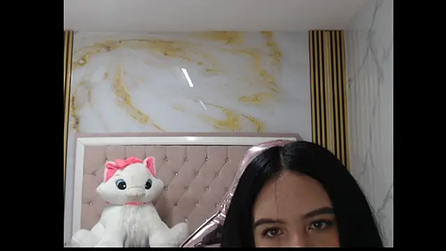 Snapshot of sarita_09_s chatting on February 4, 8:03 pm sarita 09 s online show from February 4, 8:03 pm