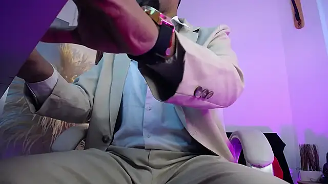 Snapshot of Paolo_Blaze chatting on February 5, 12:21 pm Paolo Blaze online show from February 5, 12:21 pm