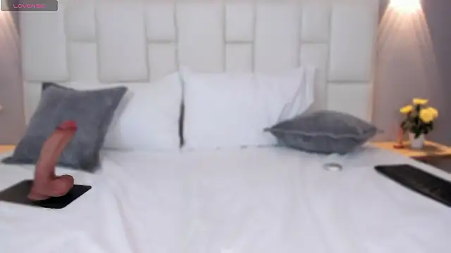 Snapshot of KataThonpson chatting on February 4, 4:29 am KataThonpson online show from February 4, 4:29 am