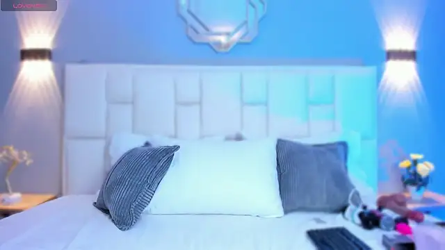 Snapshot of KataThonpson chatting on March 3, 4:29 am KataThonpson online show from March 3, 4:29 am