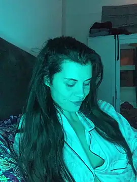 Snapshot of houseofnova chatting on February 27, 11:05 pm houseofnova online show from February 27, 11:05 pm