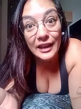 Snapshot of kuramaqueen chatting on February 26, 5:56 pm kuramaqueen online show from February 26, 5:56 pm