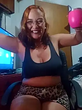 kuramaqueen online show from March 28, 4:45 am