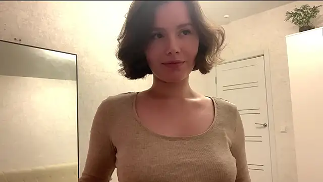 Snapshot of cherishedwish chatting on April 8, 10:43 pm cherishedwish online show from April 8, 10:43 pm