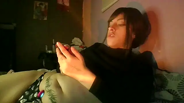 Snapshot of mimi_miauu chatting on June 18, 2:56 am mimi miauu online show from June 18, 2:56 am