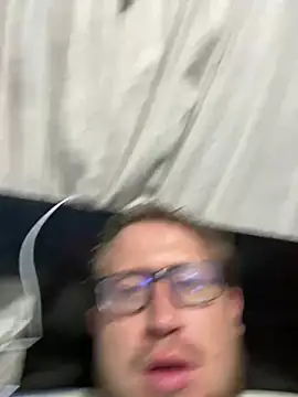 Ecuhot8976 online show from February 25, 2:21 am